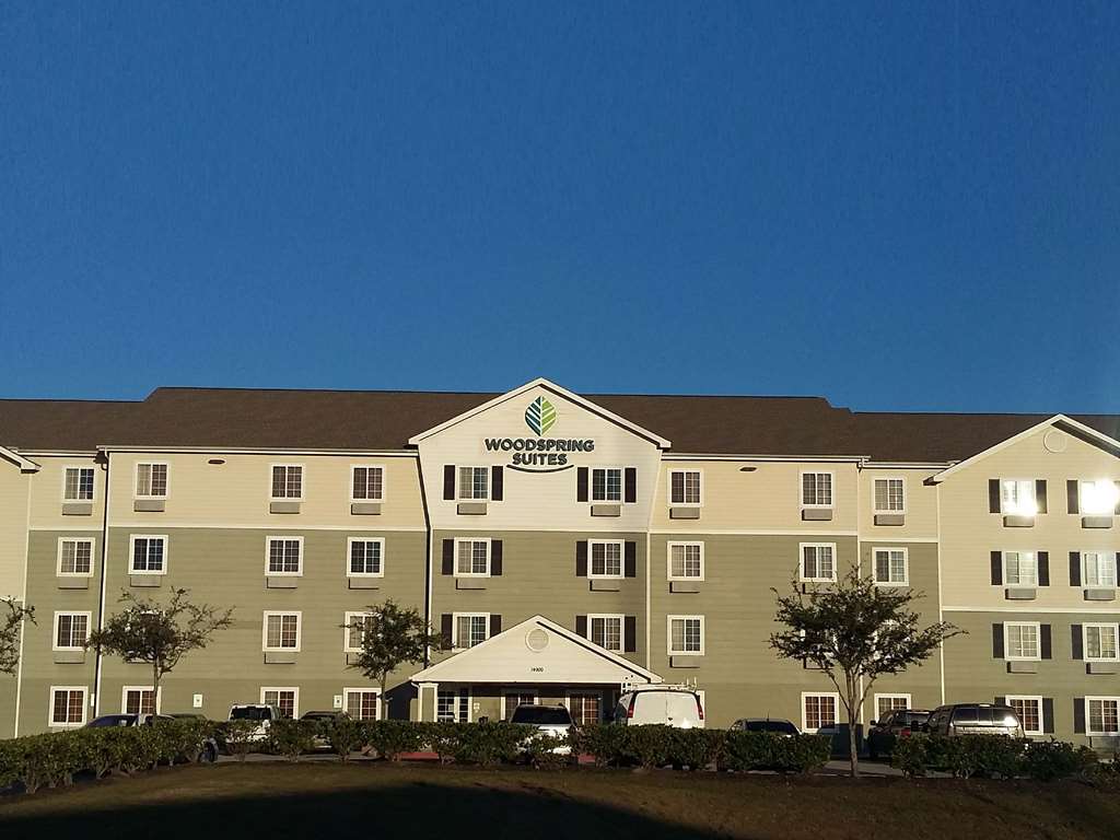 Woodspring Suites Houston I-45 Airtex Ngoại thất bức ảnh